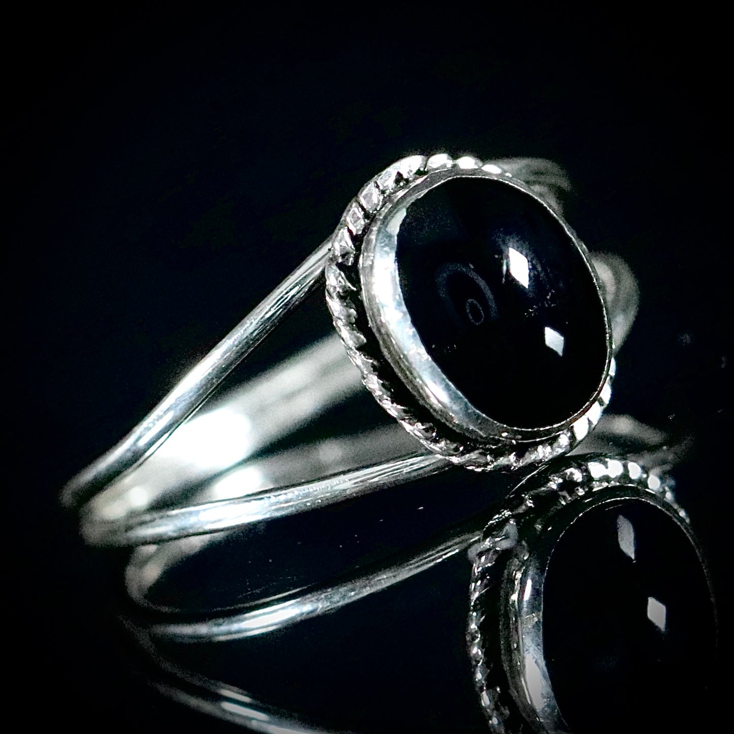 Sterling Silver Synthetic Onyx Braided Oval Ring