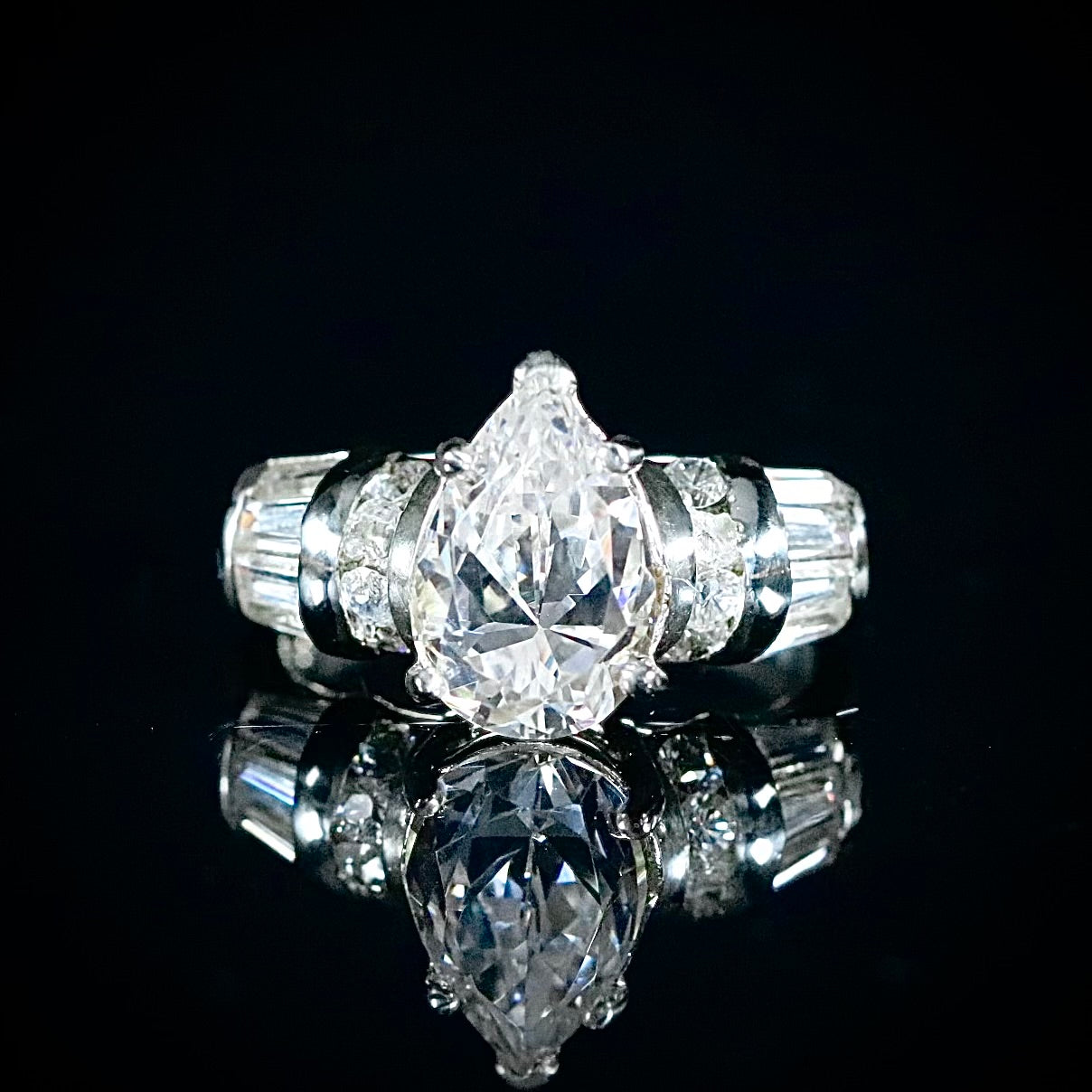 Sterling Silver Stunning CZ Ring