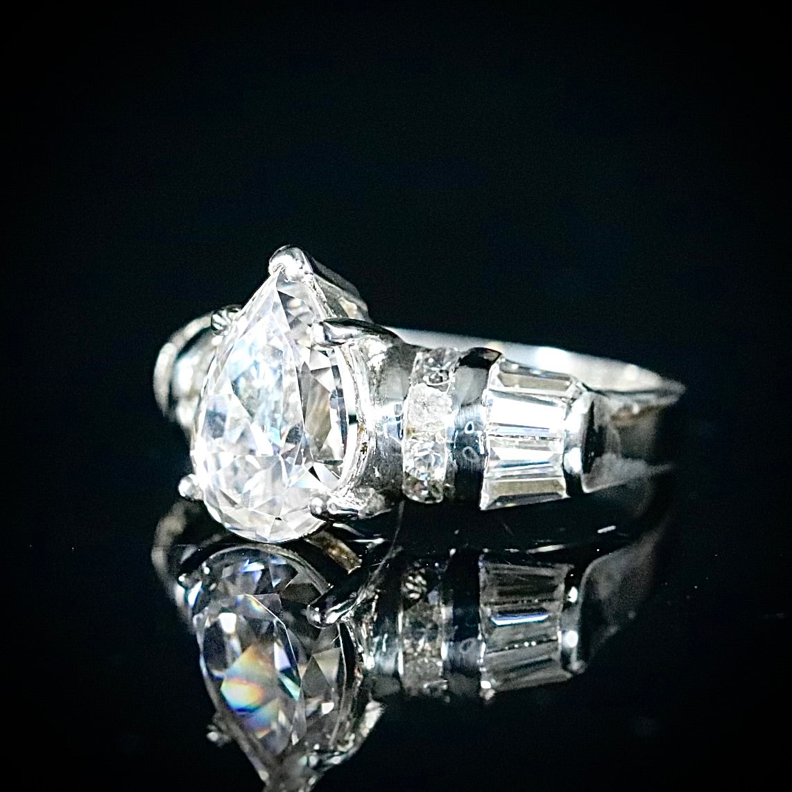Sterling Silver Stunning CZ Ring